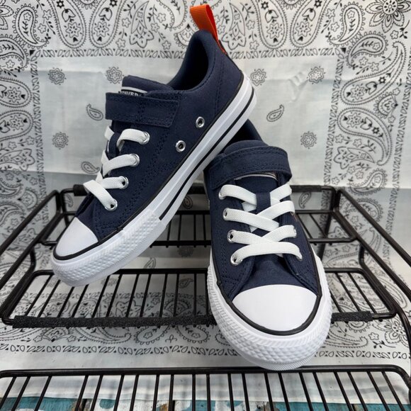 NEW Chuck Taylor All Star Malden Street Easy On Boys Size 1 Blue Sneakers - Picture 2 of 9